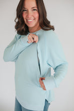 Load image into Gallery viewer, Free Flowing Lightweight Long Sleeve Nursing Top
