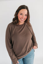 Load image into Gallery viewer, Free Flowing Lightweight Long Sleeve Nursing Top
