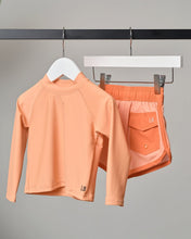 Load image into Gallery viewer, Rash Guard - Melon

