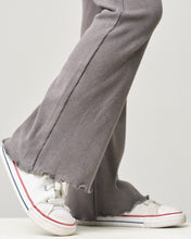 Load image into Gallery viewer, Ribbed Flare Pant - Graphite
