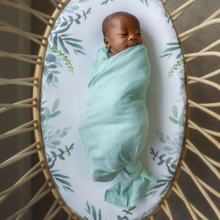 Baby nest discount swaddle