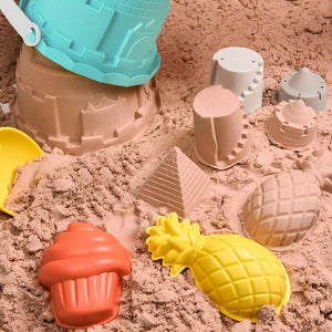17 Piece Kids Beach Sand Toys Snow Toys